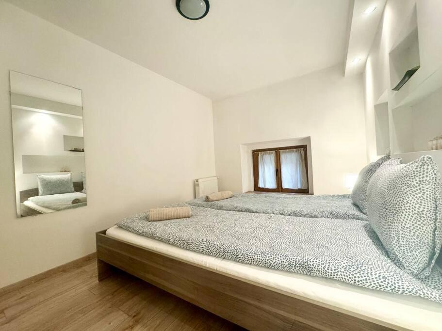 Lejlighed R8 2br Free Parking *